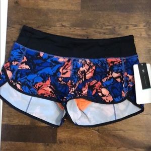Lululemon shorts- tags on